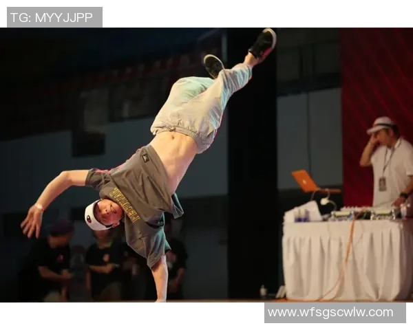 世界攀岩锦标赛积分榜：西安街舞队以79分领跑